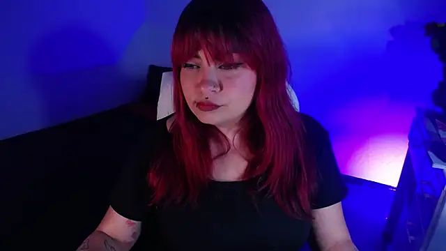 Snapshot of bad_scarlett1 chatting on October 8, 1:21 am bad scarlett1 online show from October 8, 1:21 am
