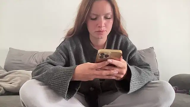 mariemelissah online show from April 10, 1:17 pm