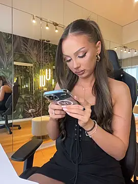 MileySin1111 online show from February 10, 12:08 pm