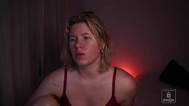 moonamii online show from January 15, 8:37 pm