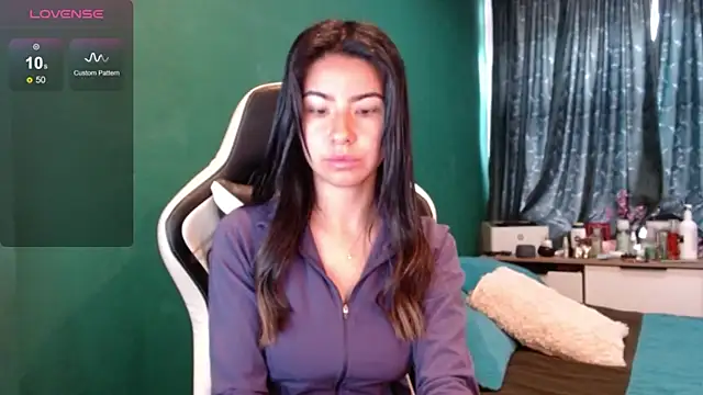 alice middlee online show from April 13, 1:01 pm