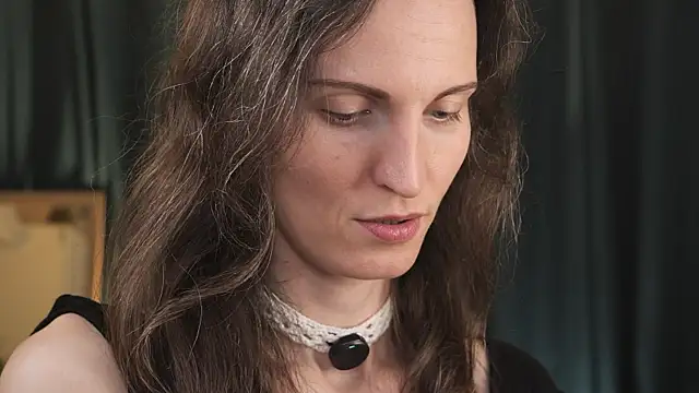 yulladao online show from April 6, 3:57 pm