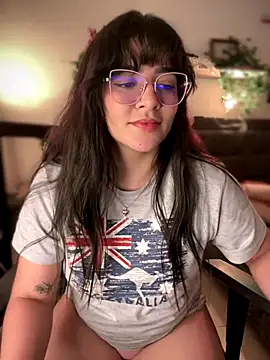Snapshot of Lia_flowers chatting on September 29, 5:56 am Lia flowers online show from September 29, 5:56 am