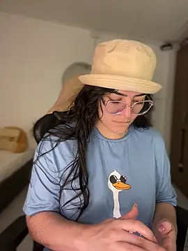 Lia flowers online show from February 2, 11:15 pm