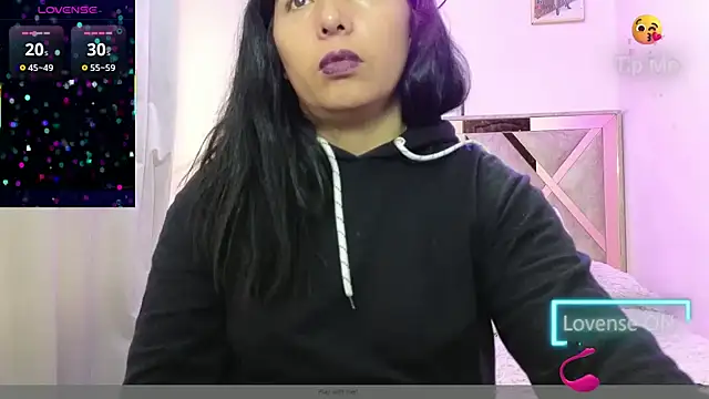 Snapshot of Mariana_collins99 chatting on October 16, 12:19 pm Mariana collins99 online show from October 16, 12:19 pm