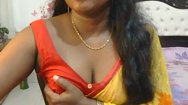 Snapshot of esita_1212 chatting on September 16, 3:03 am esita 1212 online show from September 16, 3:03 am