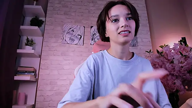 Snapshot of VivianLy_ chatting on September 24, 11:31 am VivianLy online show from September 24, 11:31 am