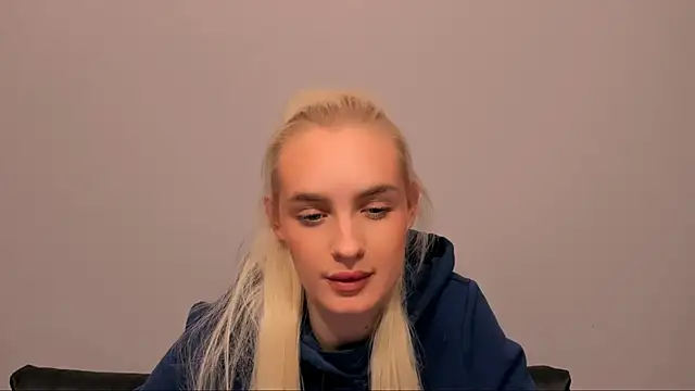 OliviaKisss online show from February 24, 8:51 pm