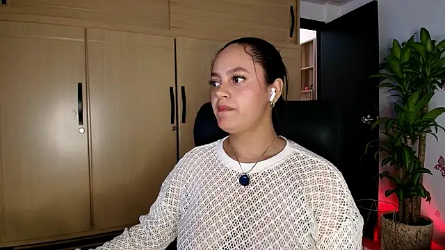 VICTORIABLACK xh online show from February 13, 7:37 pm