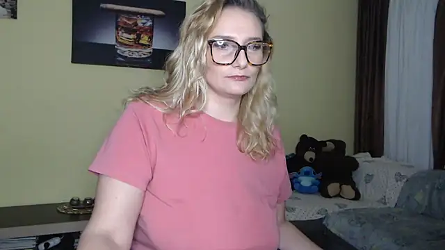 alicesweet21 online show from January 14, 10:04 pm