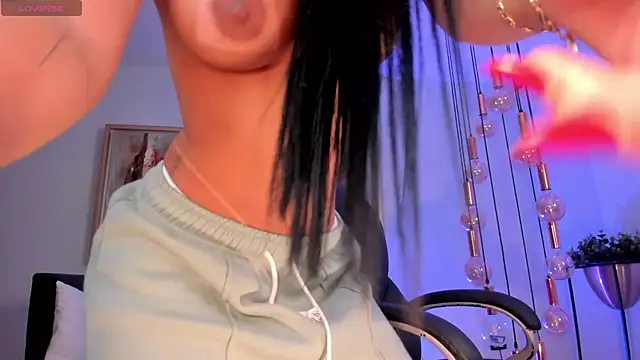 MileyCruz  online show from January 15, 9:32 pm