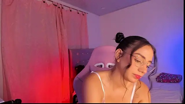 LucianaCarter online show from January 16, 9:38 am