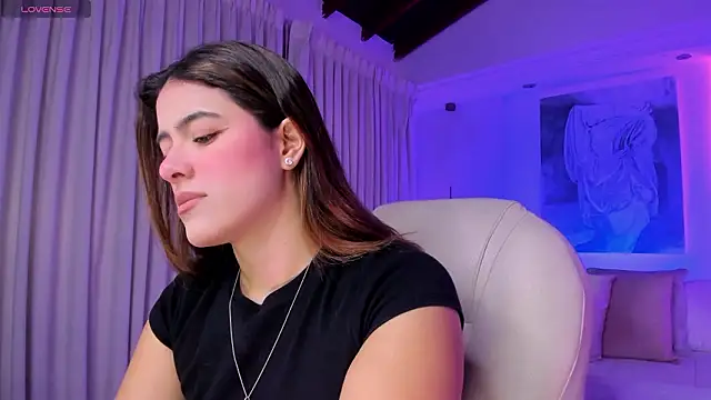 nathalie rivers online show from January 19, 11:28 am