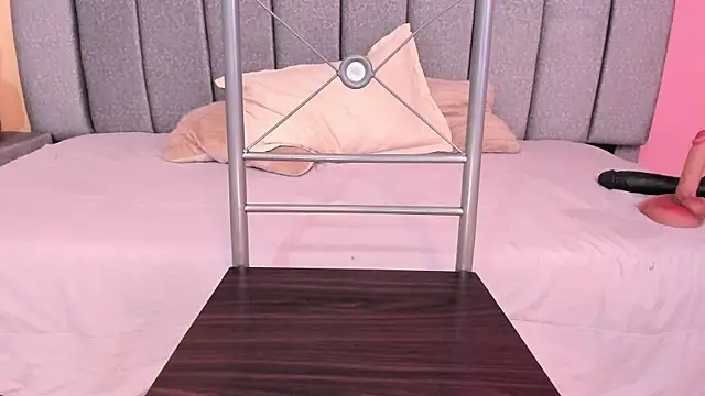 samantha stan online show from October 14, 1:46 pm