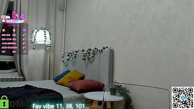 Milf Tea online show from February 8, 1:20 am