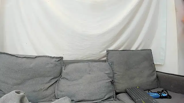 Mhelanny2 online show from February 21, 9:26 pm