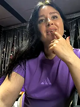 KikiXRed online show from April 19, 5:24 pm