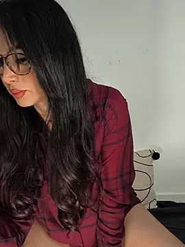 Naughty-Jessie online show from February 19, 9:24 pm