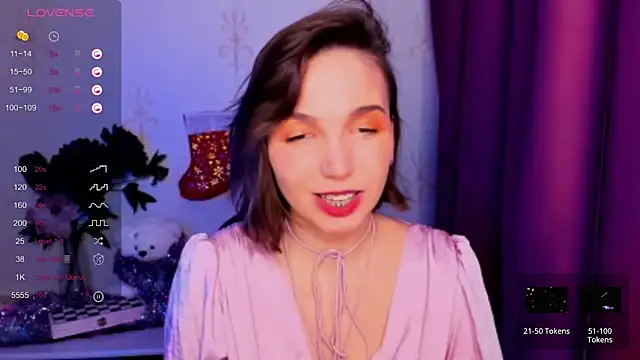 KindHazelHere  online show from December 19, 4:21 pm