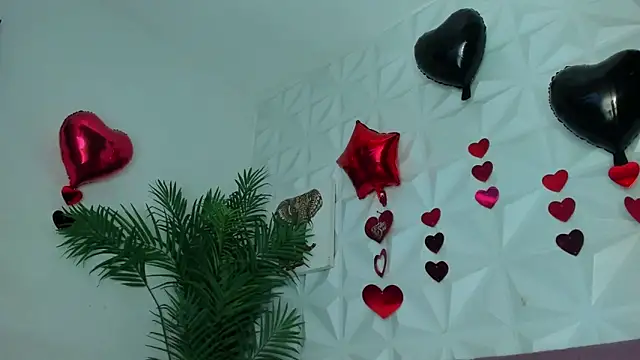 Hellen Sky online show from April 7, 7:05 pm