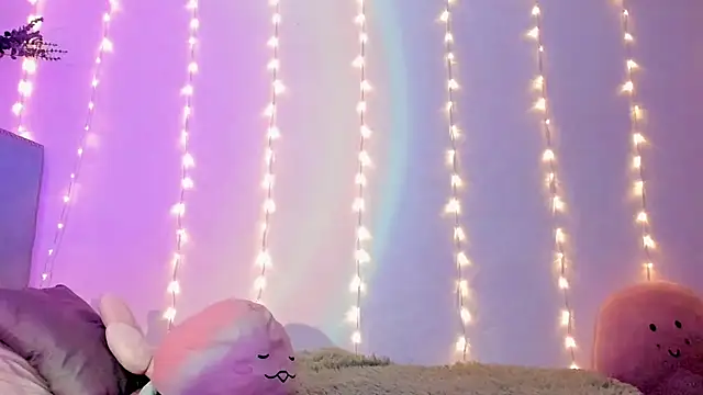 damn that booty online show from February 4, 2:09 pm