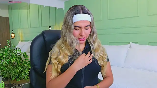 kataliina   online show from March 31, 12:05 pm