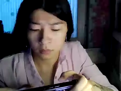 CarlyJoy online show from April 8, 1:57 pm