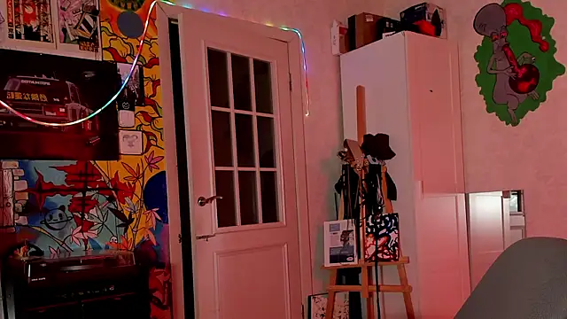 Sunny Mouse  online show from April 15, 7:36 pm