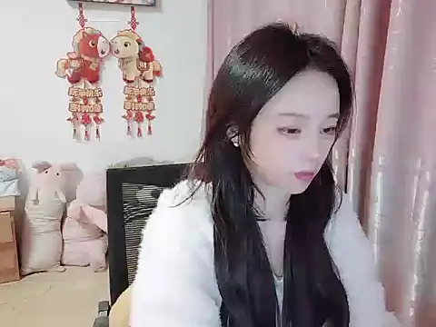 wwcc123 online show from February 6, 3:15 pm