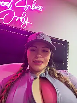 sexyyykloee online show from May 20, 4:31 am