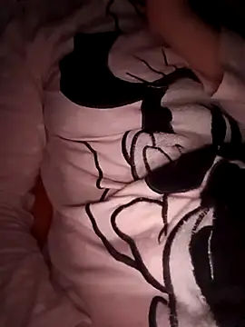 Snapshot of bruna_safadinhaa chatting on October 31, 11:42 pm bruna safadinhaa online show from October 31, 11:42 pm