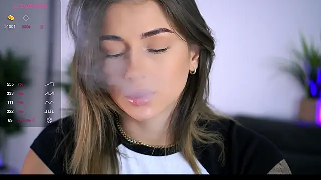 fallinginlive online show from September 16, 7:33 pm