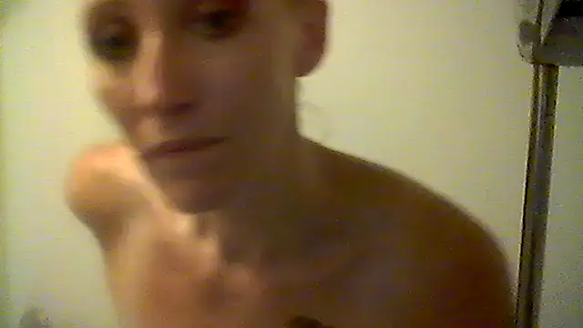 4EyedSluttyGinger online show from November 16, 6:48 am