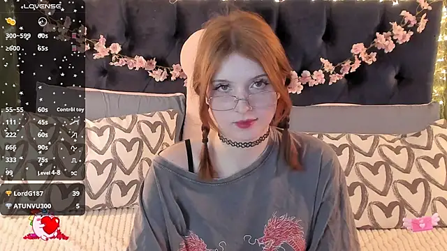 AliceLanley online show from April 12, 11:46 am