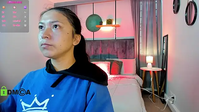 CoralineRicce  online show from September 9, 9:36 pm