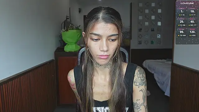 vinkitinkii online show from March 7, 7:04 am