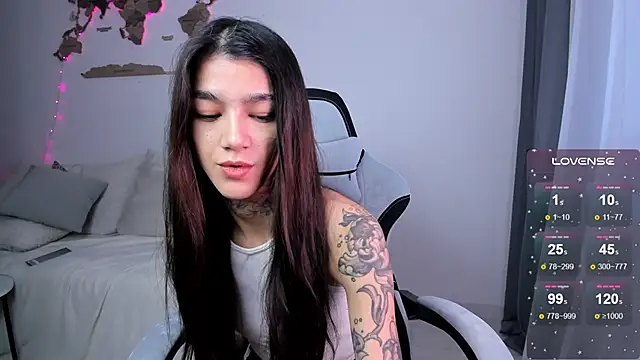 vinkitinkii online show from September 25, 8:46 am