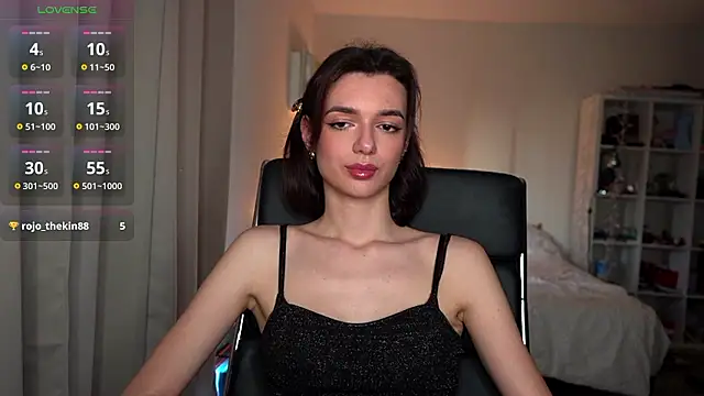 olivia jeas online show from February 2, 11:48 pm