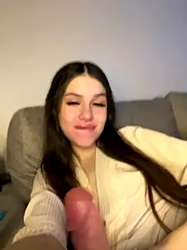 SofiaLaLight online show from November 15, 3:18 am