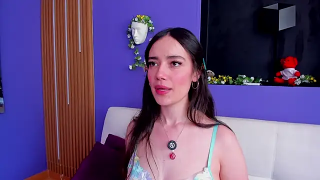 Snapshot of Kate_Amaretto_ chatting on September 13, 9:23 pm Kate Amaretto online show from September 13, 9:23 pm