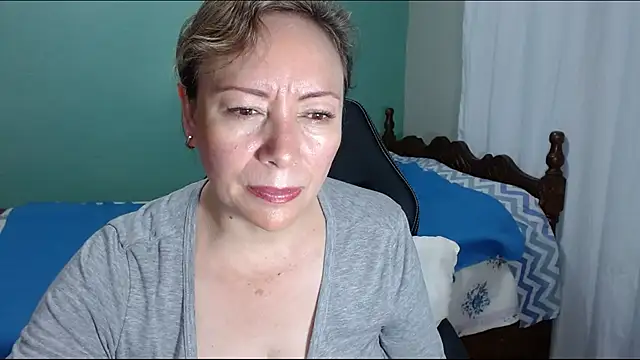 BRENDA SEXY69 online show from October 28, 9:48 am