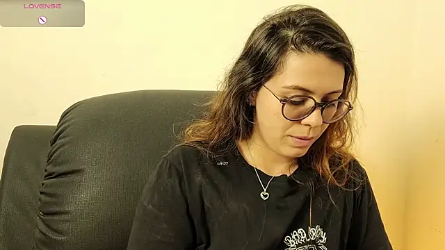 irinasweet27 online show from November 6, 1:22 am