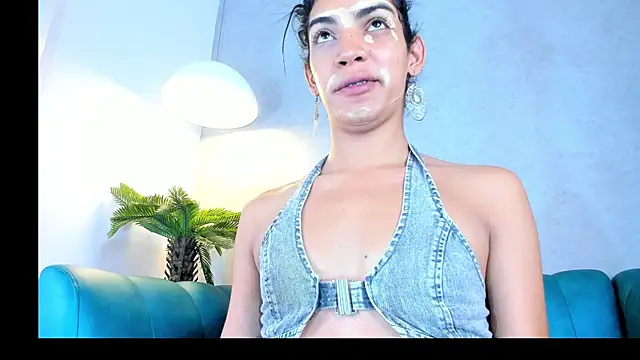 Alahia Rodriguez online show from March 1, 12:49 pm