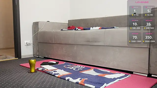 Carmela fox online show from April 1, 10:05 am