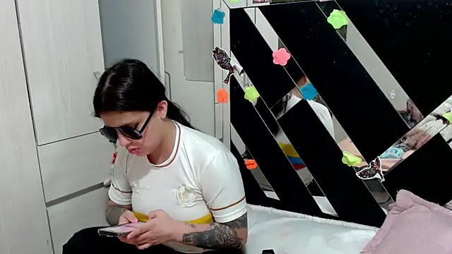 katery wok11 online show from March 6, 1:55 am