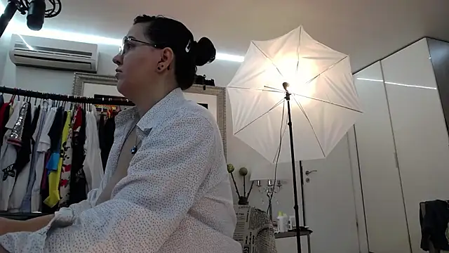 ILoveToFeelU online show from September 11, 12:55 am