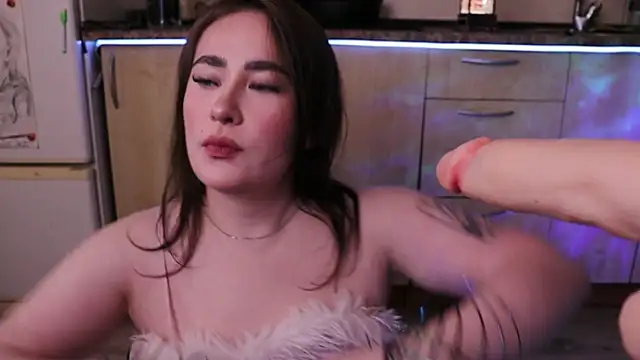 Golumm online show from September 18, 12:47 pm