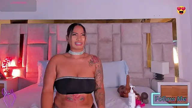 Miss Abigail  online show from October 20, 1:47 pm