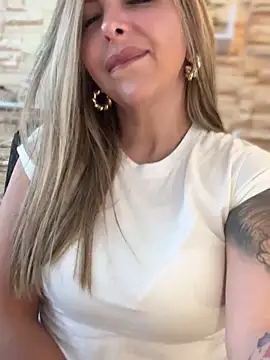  Abril-Office1 online show from October 16, 3:58 pm