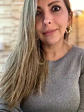  Abril-Office1 online show from September 30, 3:28 pm